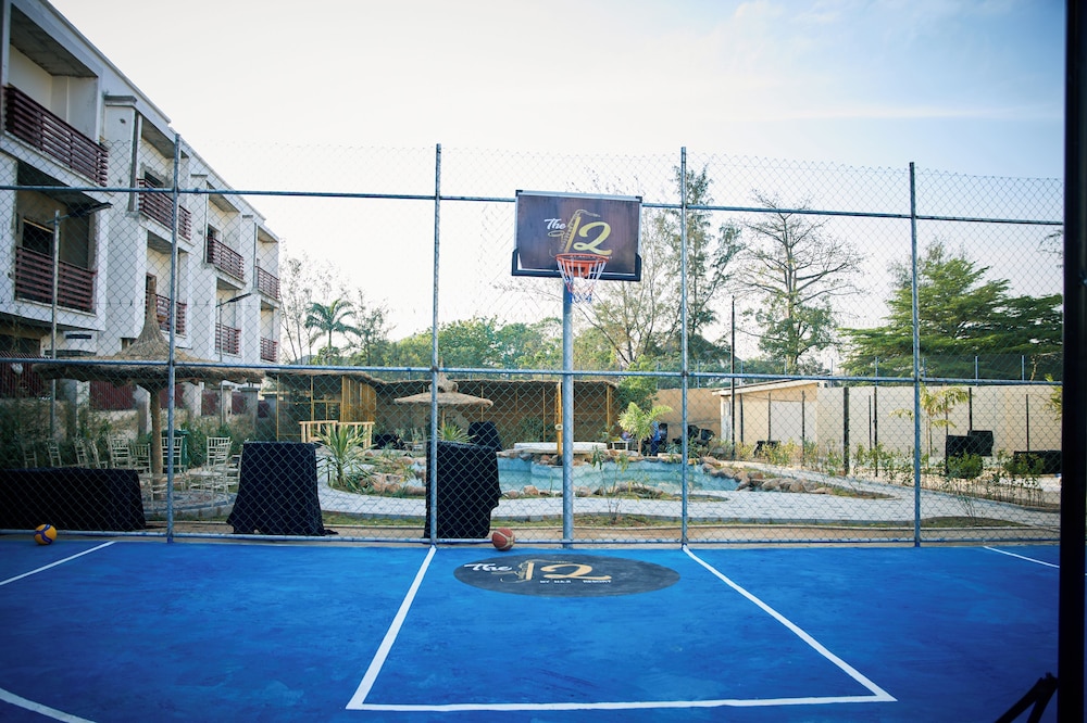 The12 by Naji Resort
