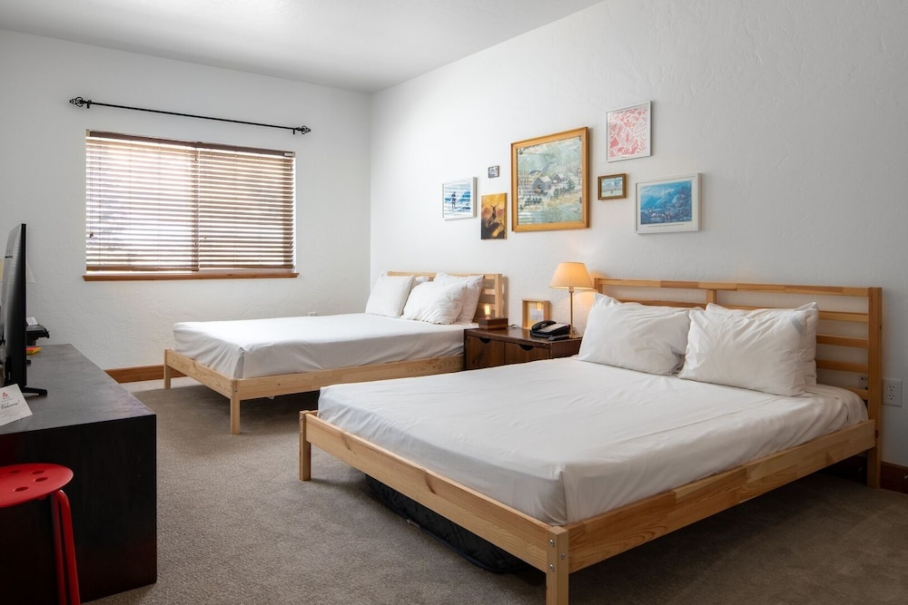 Villa 2043 2 Queen Beds 1 Bath No Kitchen 1 Bedroom Villa