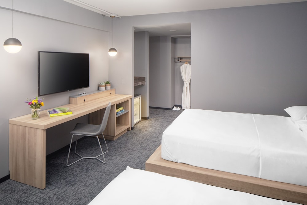 Henn na Hotel New York 13