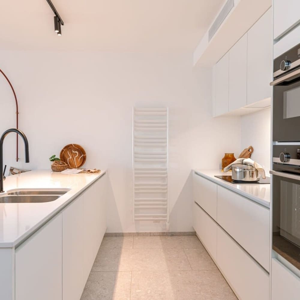 Renovated Apartment With sea View and Parking
