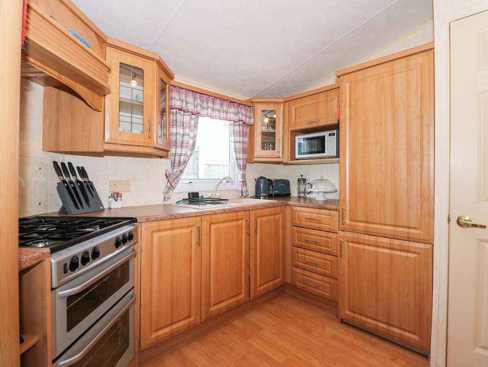 Ty Newydd Caravan