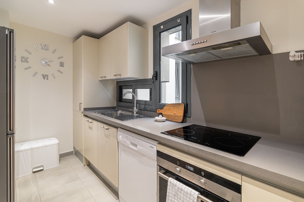 Les Corts Apartments By Olala Homes