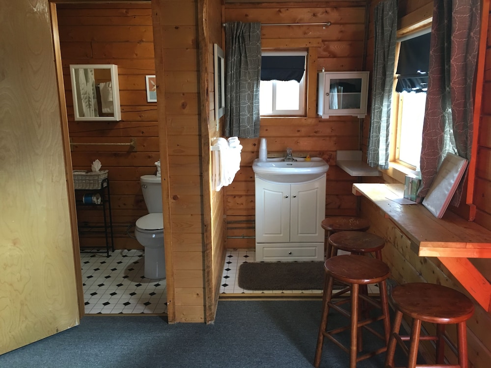 Earthsong Lodge