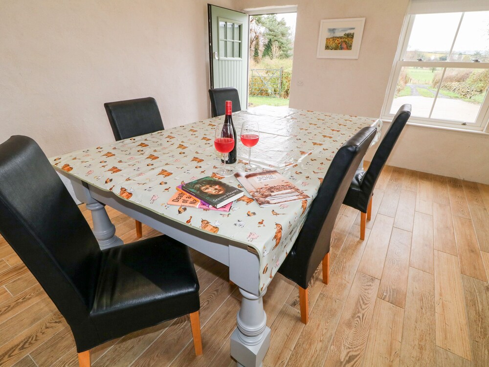 The Poets Cottage