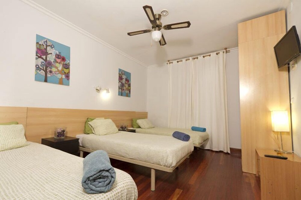 San Sebastian Vacations - Pension Goiko - Property Image 8
