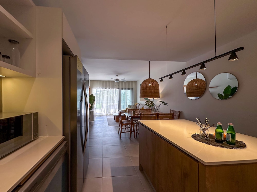 Fantastic new Golf View Apartment