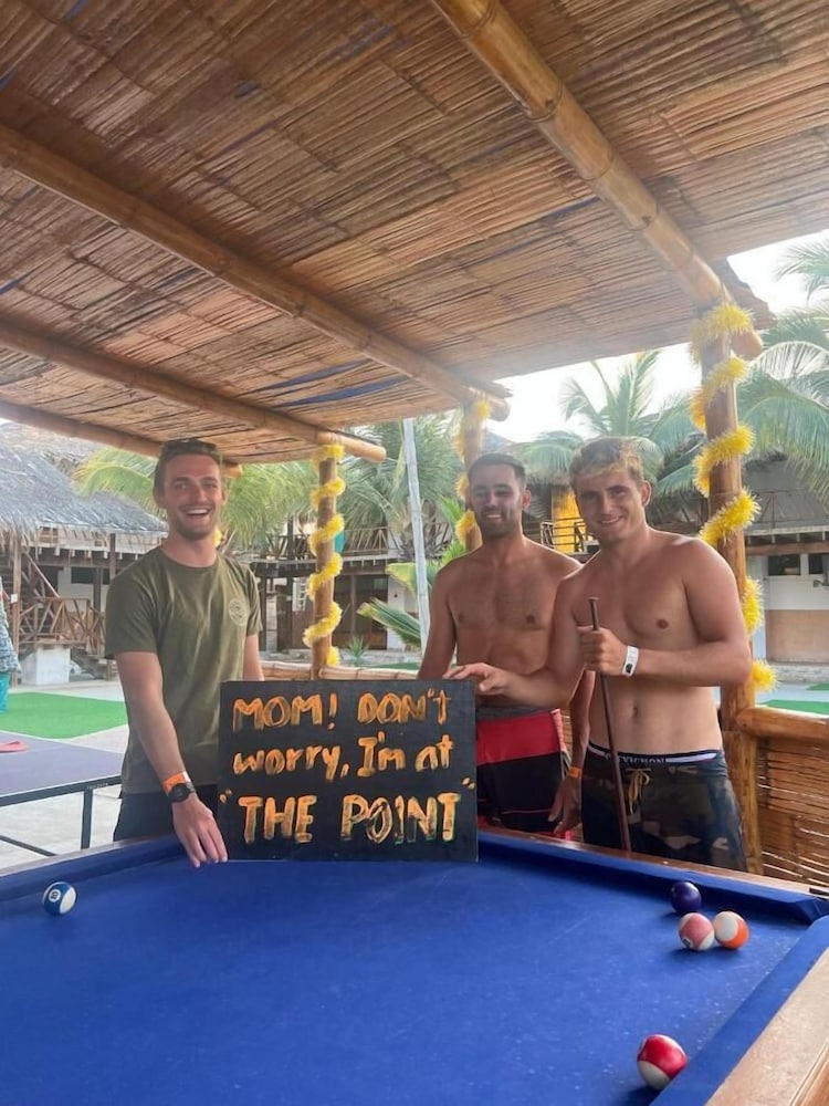 The Point Mancora - Beach Party Hostel