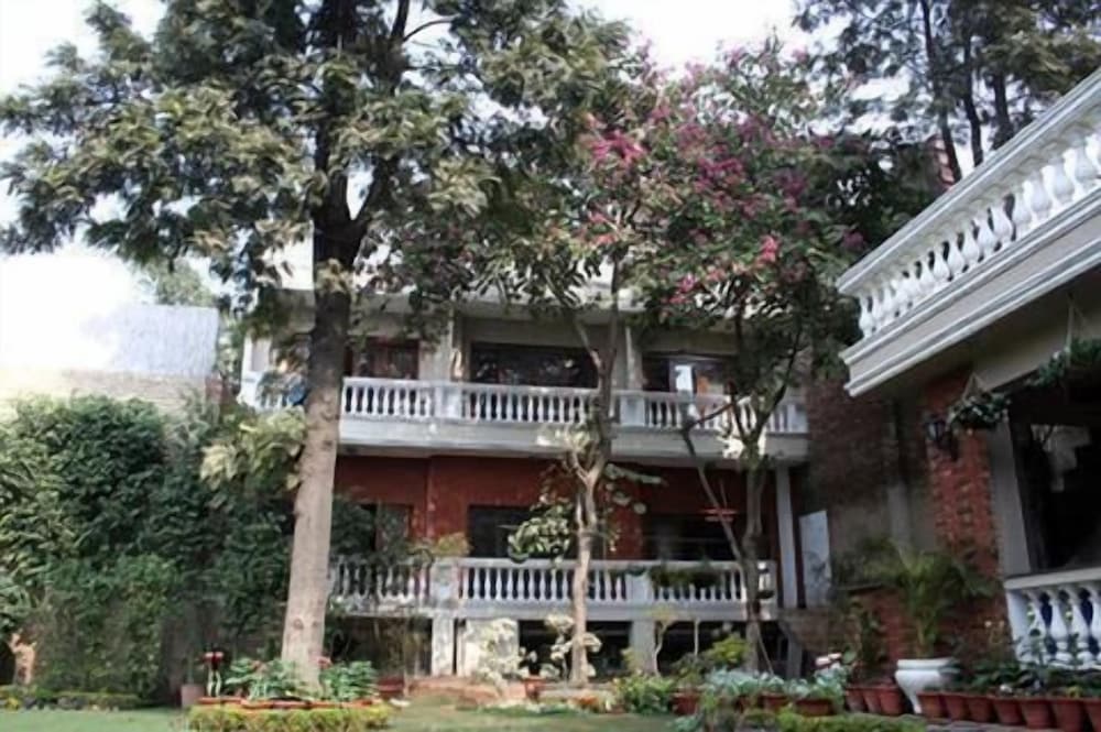 The Estate Villa