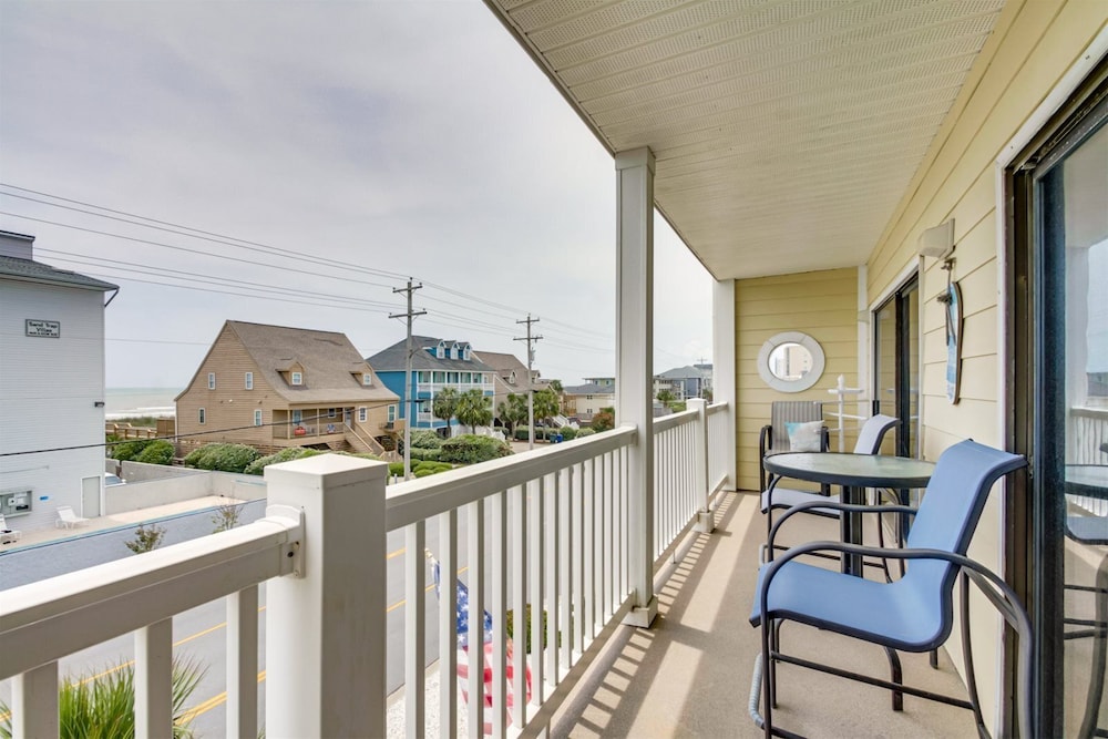 Grove Pointe 201 view 3