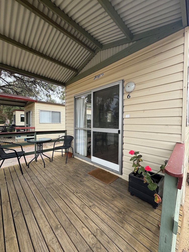 Hay Caravan Park