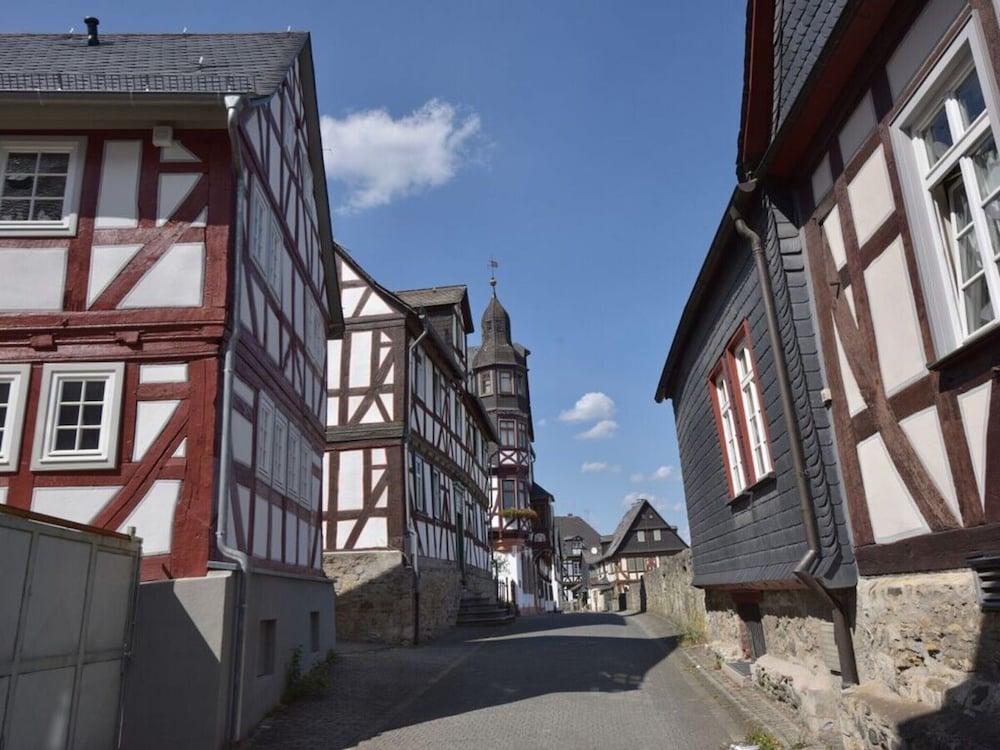 Nice Apartment in Weilmunster