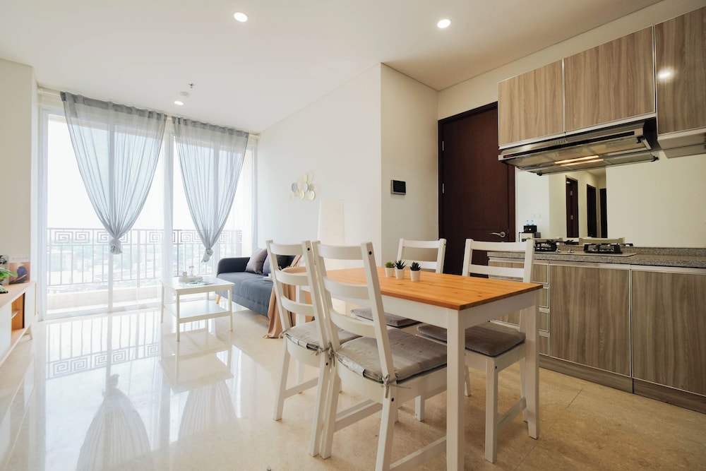 Boho Touch 2Br Apartment With Extra Room At Lucky Tower Residence