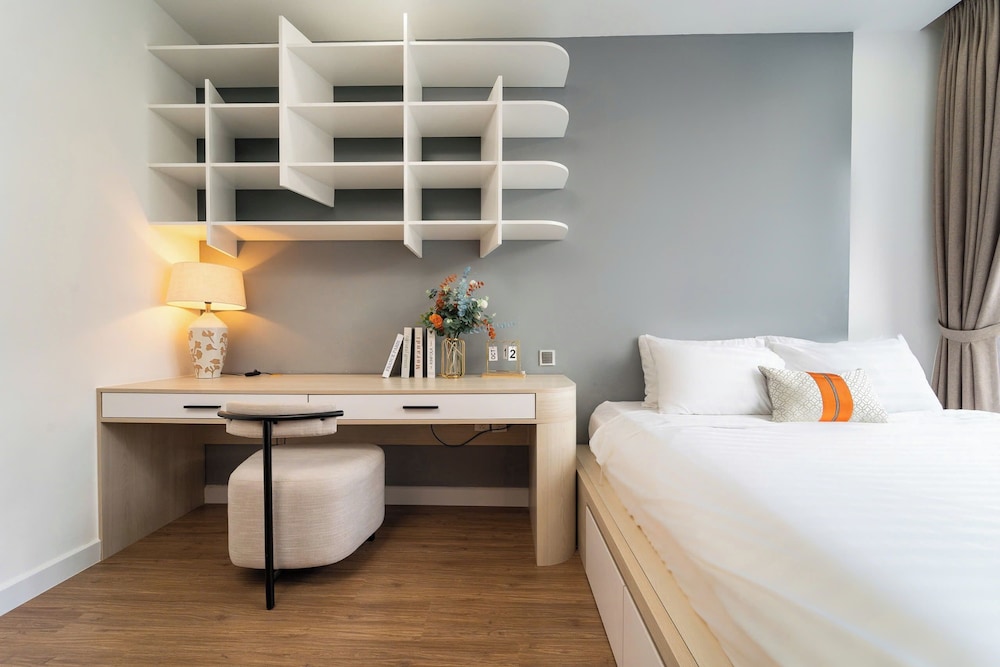 Apartment Landmark 81 by Urban Home