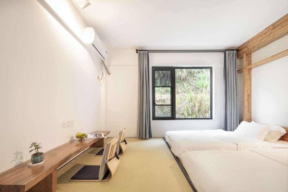 XiangLu YiMo Valley Retreat Guesthouse