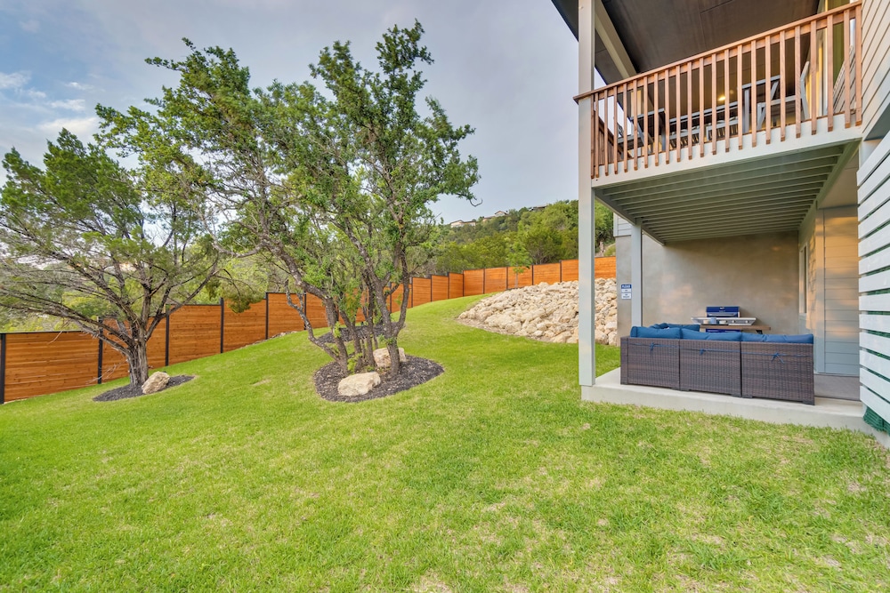 Lago Vista Home w/ Game Room Outdoor Tub! - Property Image 47