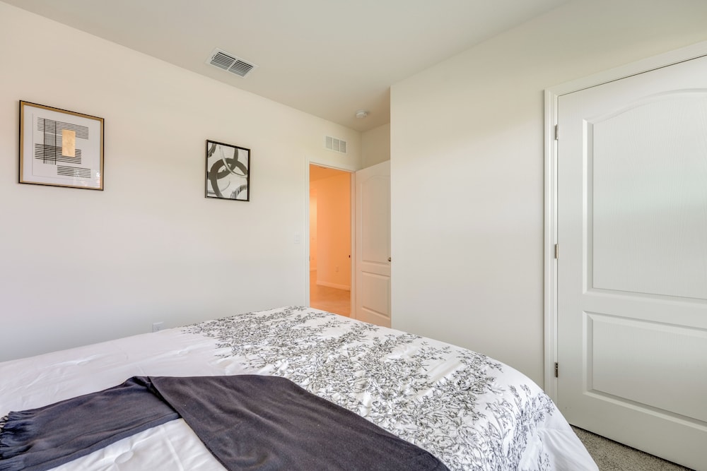 Gated Community < 30 Mi to Disney: Poinciana Home!