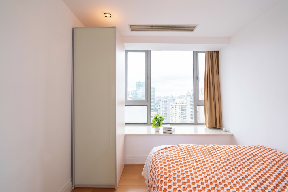 Tyms Modern 3BR 2BA Apt Near Metro
