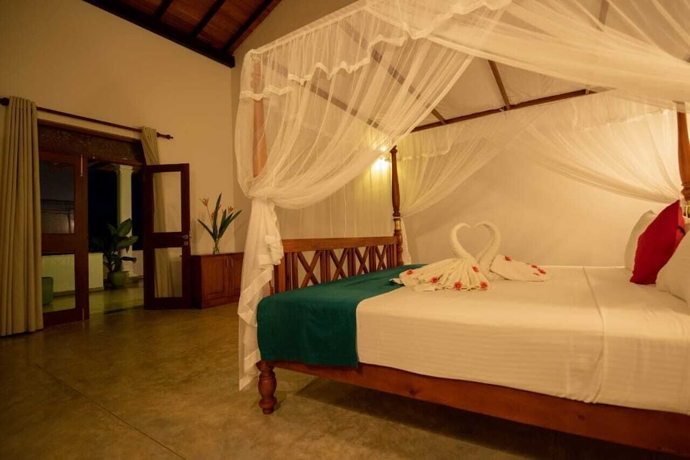 New Mangosteen Garden Villa view 5