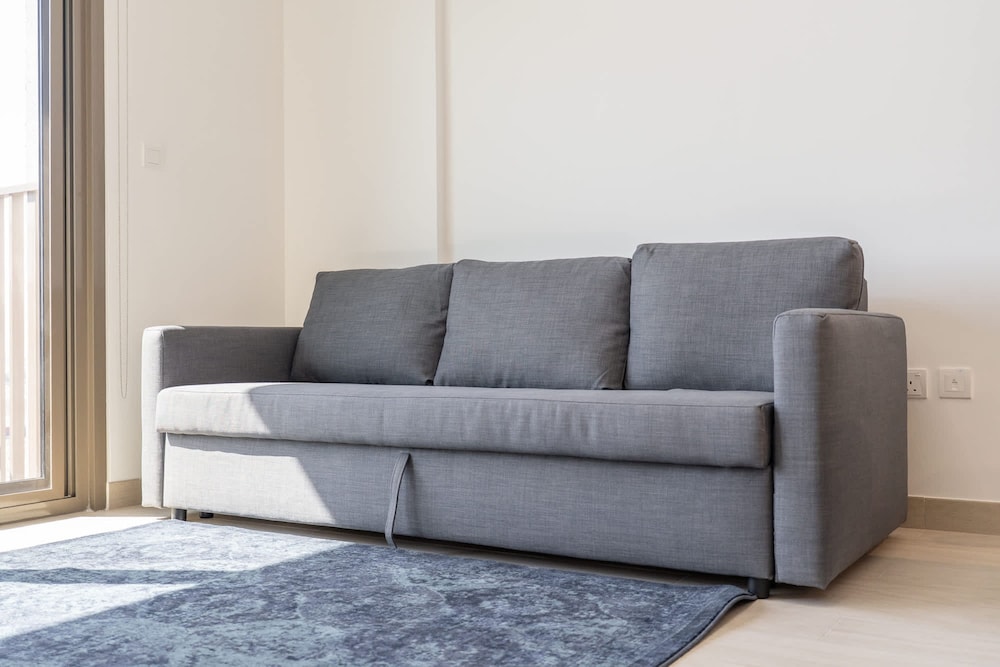 Modern and Peaceful 2 Bedroom in Amber by Azizi