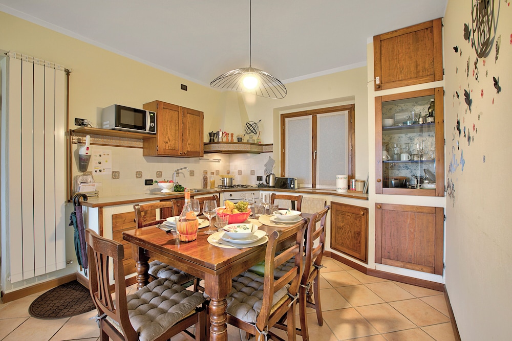 Amirovista-garden, Lake View, Shared Pool