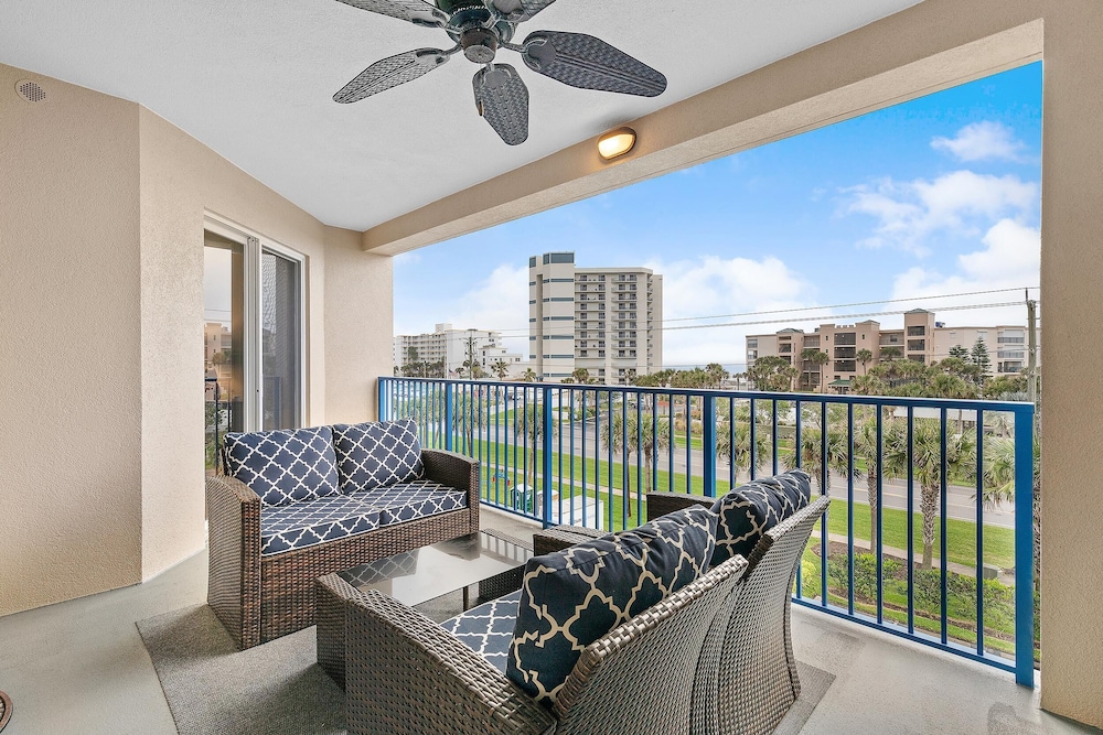 Oceanwalk 12-402
