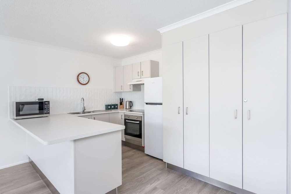 Resort-style Stay With Balcony & Garage Parking