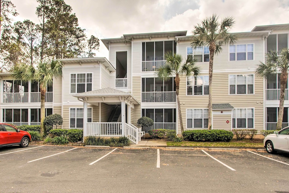 Bright St Simons Island Condo w/ Shared Pool! - Property Image 2