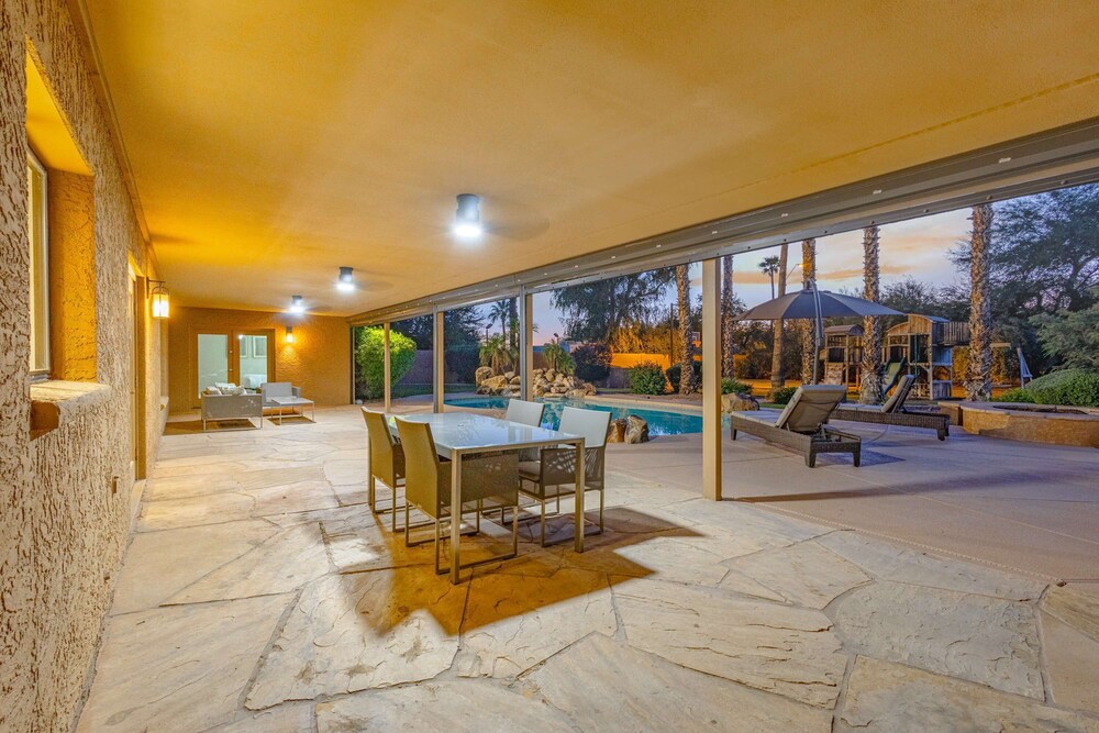 Scottsdale Clubhouse With Pool and Basketball