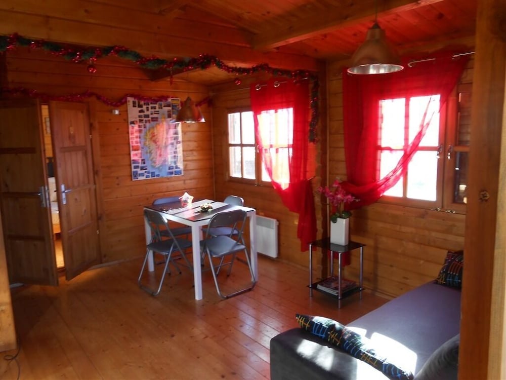 Les Chalets De Lozzi