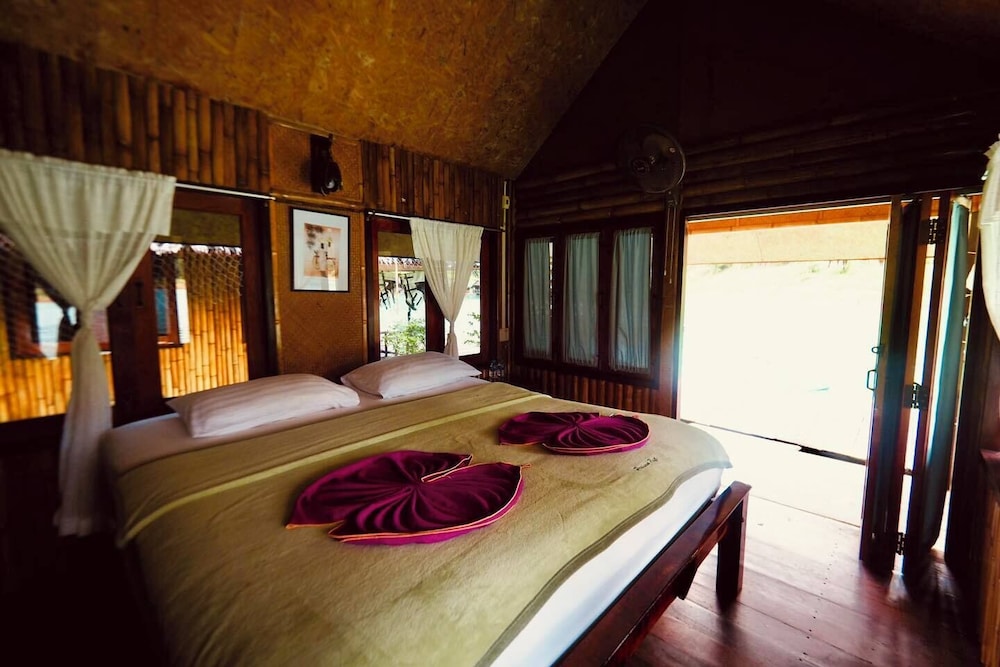PraiwanRaftHouse