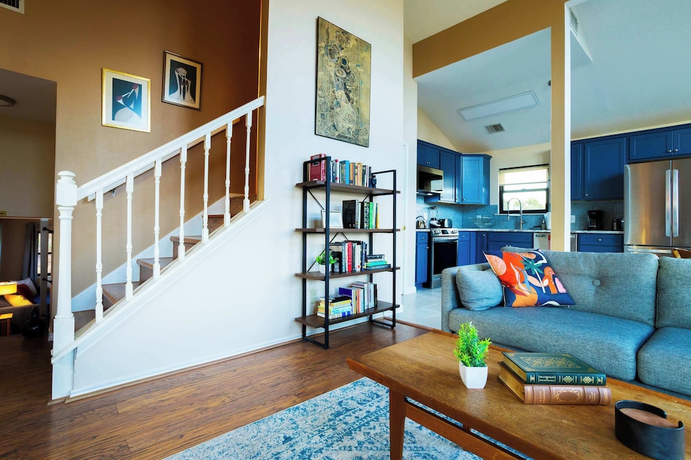 Stargazers Delight Sleeps 12!