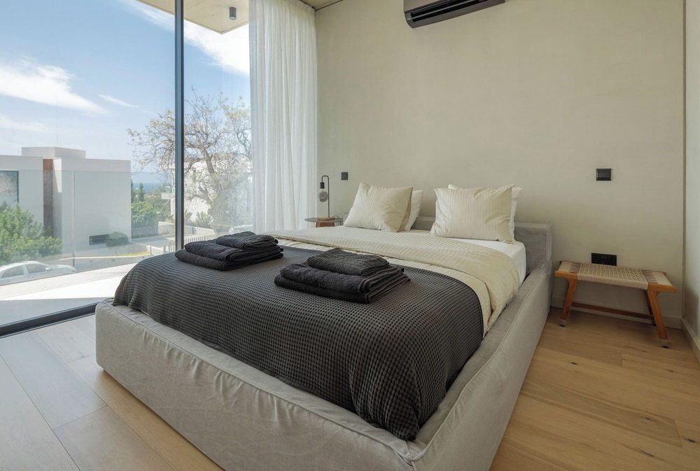 Greenvale Park Villas by Coastalbliss