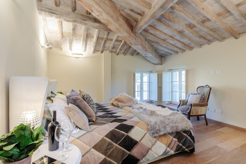 Villa Riviera in Pieve a Elici view 5