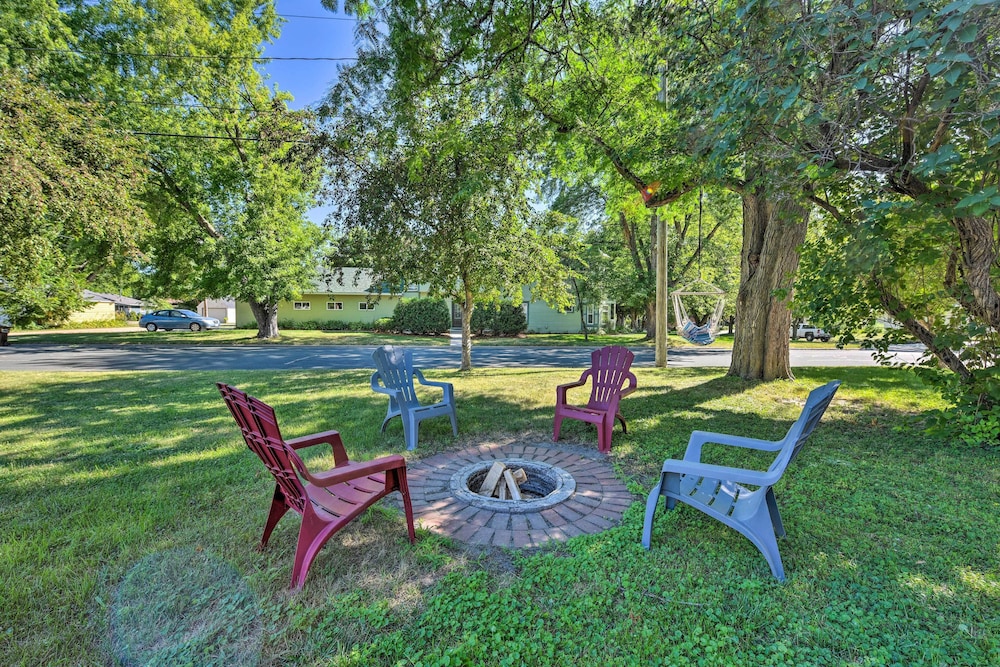 'blue Haven' Watertown Retreat By Crow River! view 3