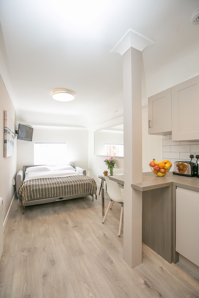St Stephen's Green District Apartments 2
