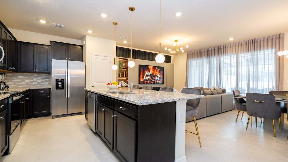 Upstay Family Fun 5BR Retreat w Pool Games Room