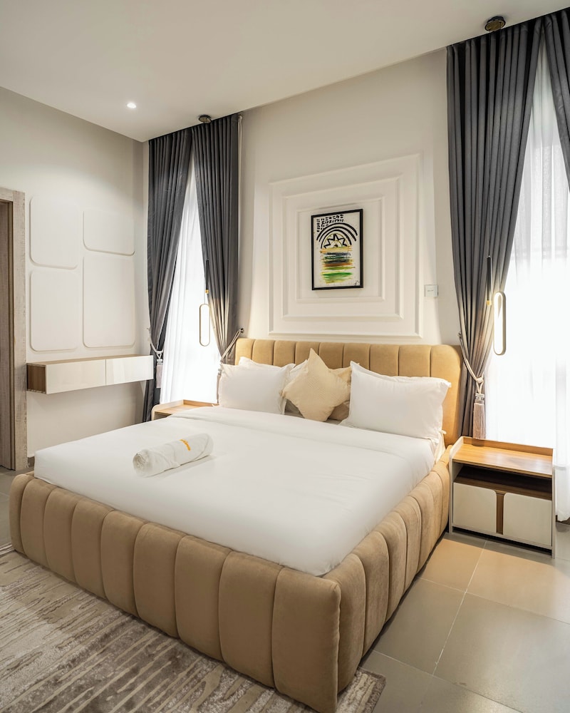 George Residence Lekki Phase 1