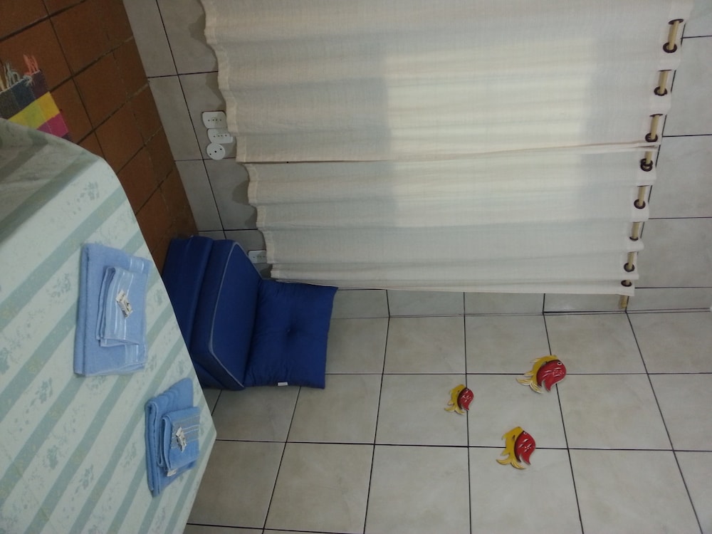 Itaúna Hostel