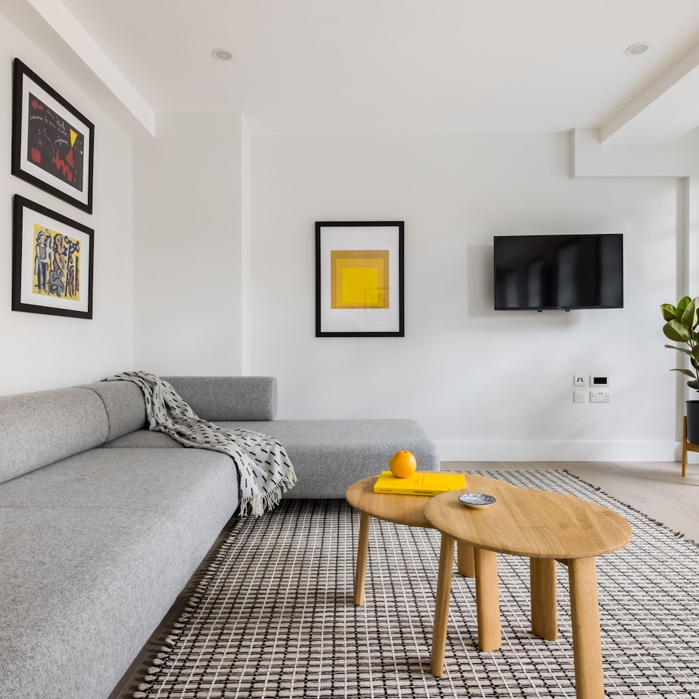 Vibrant Leicester Square 2BR - Netflix Nespresso