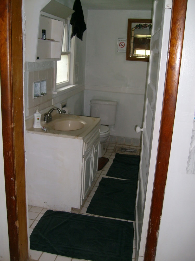 Nelsonville Hotel - Hostel - Property Image 22