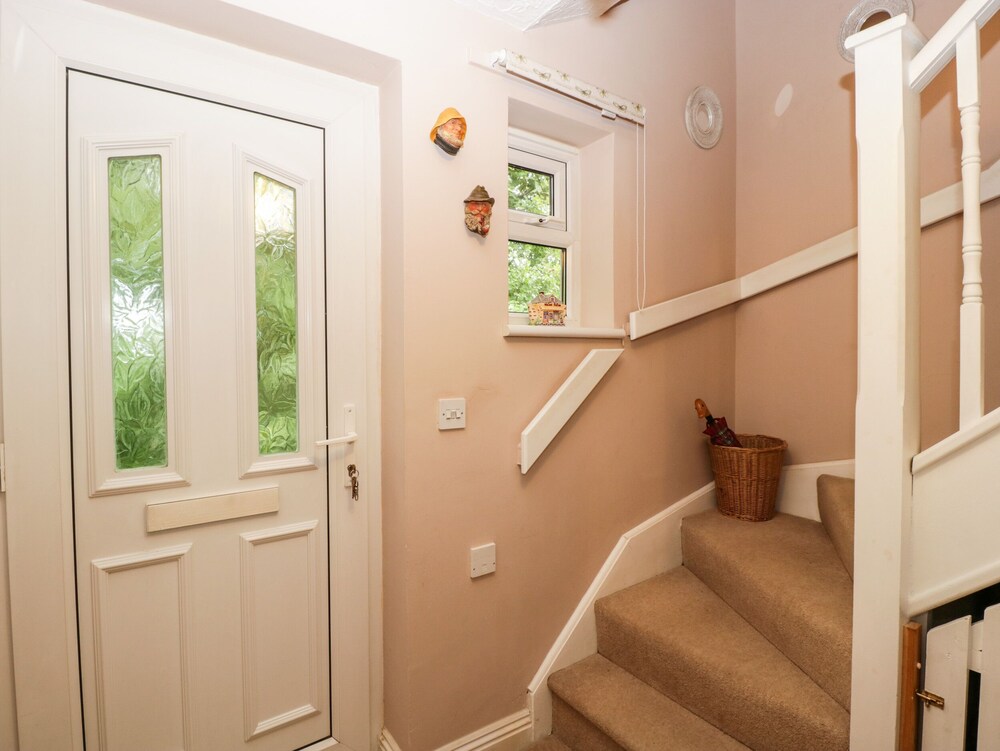 2 Bathsheba Terrace