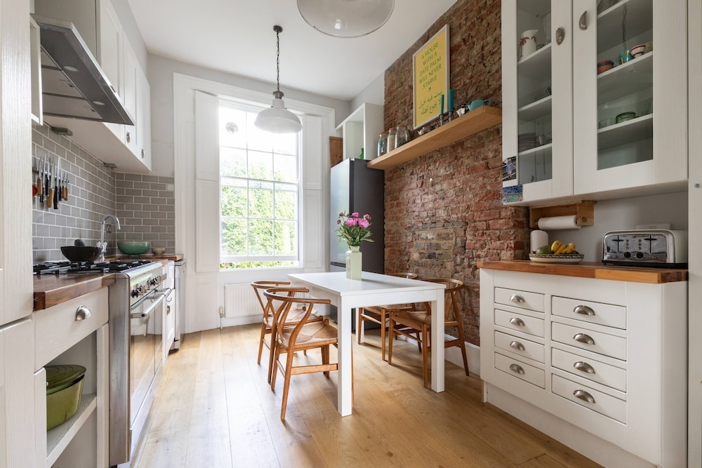 Lyme Terrace by Onefinestay