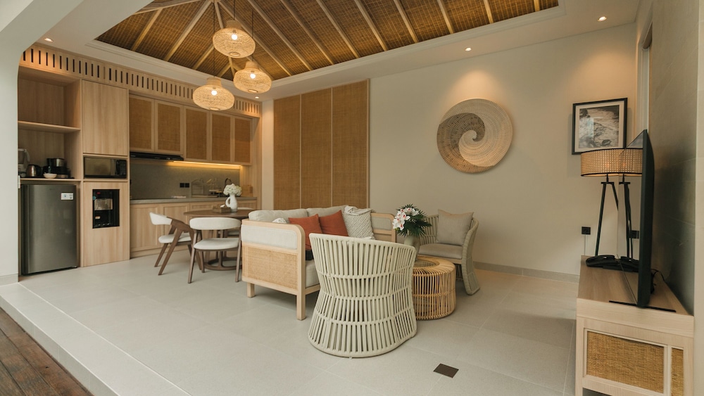 Deneva Villa by Betterplace
