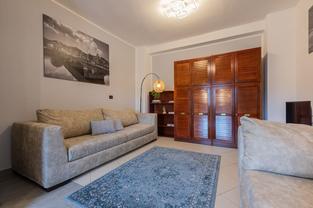 Vanchiglia Apartment by Wonderful Italy