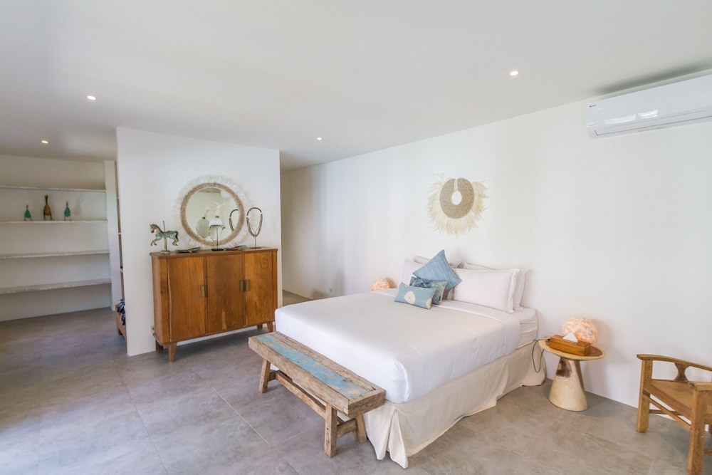 Villa Opaline by Alfred in Bali - Exquisite Architectural Villa With Outdoor Pool Seminyak