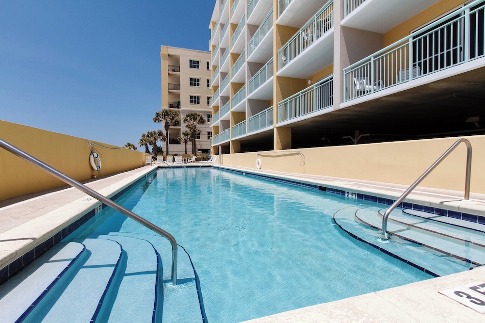 Pelican Isle 412 by Brooks and Shorey Resorts