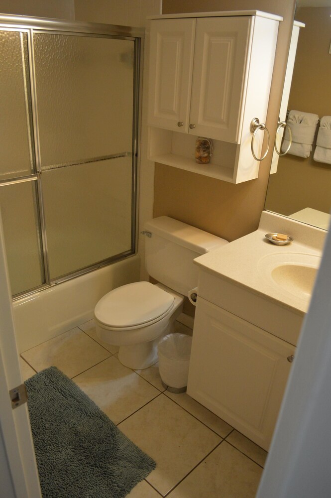 Cove II 127F 2 Bedroom Condo By Midnight Cove II