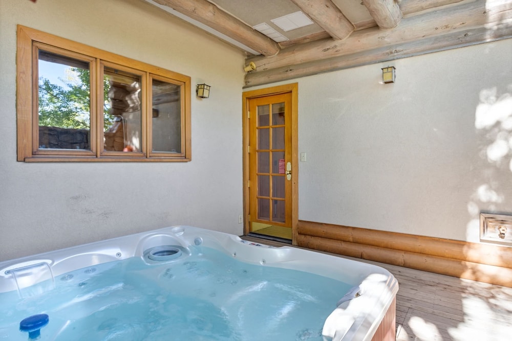 Pine Inn at Trail's End Lodge - Three Bedroom Residence with Spa #1 3 Condo