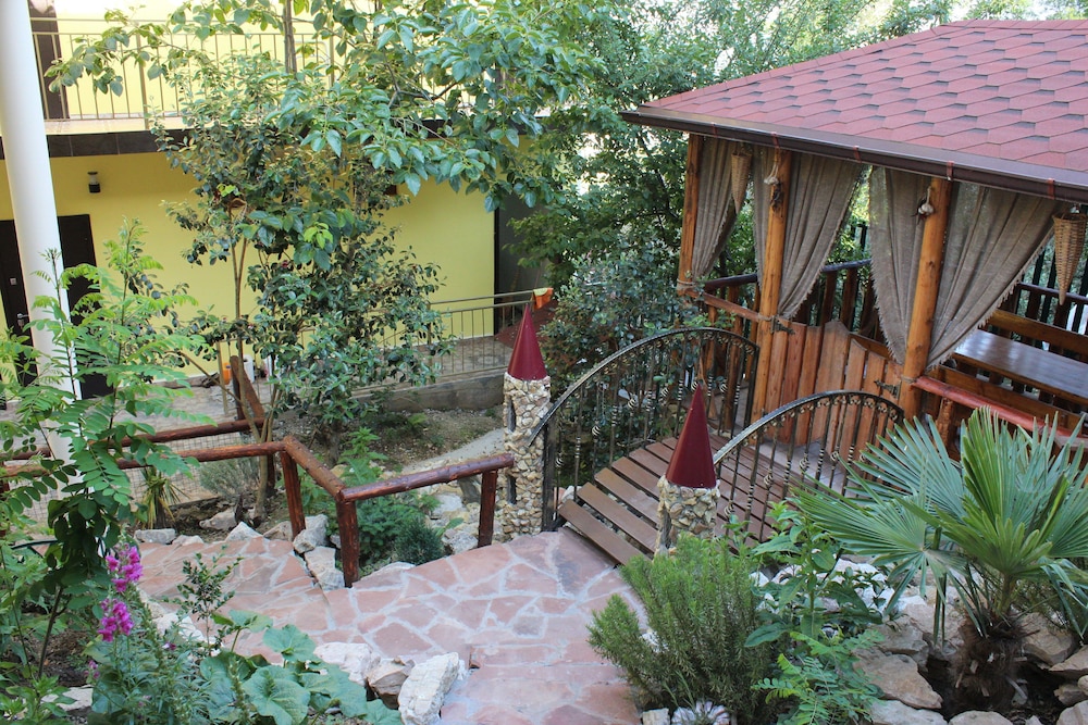 mini hotel Aida