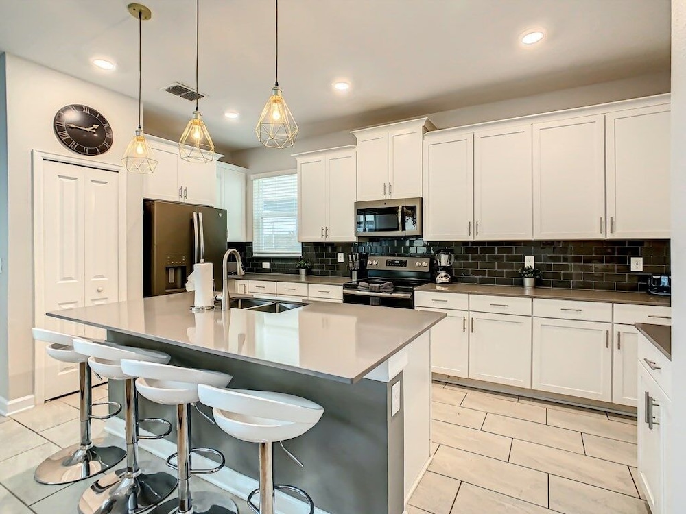 Luxury 5br Villa Near Disney Pool & Golf Retreat 5 Bedroom Villa
